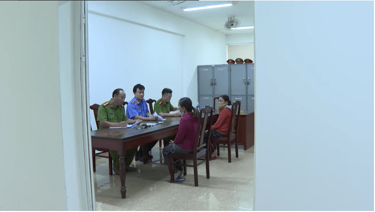 Thừa Thiên-Huế: Bắt giữ hai phụ nữ lừa gia chủ “chôm” hơn 20.000 USD